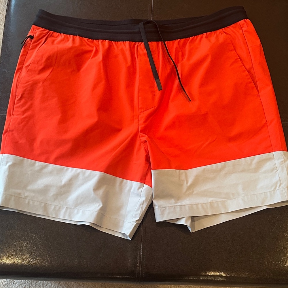Banana Republic BR Sport Vibrant Orange and Gray Athletic Shorts